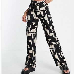 MONKI Abstract Contrast Pants